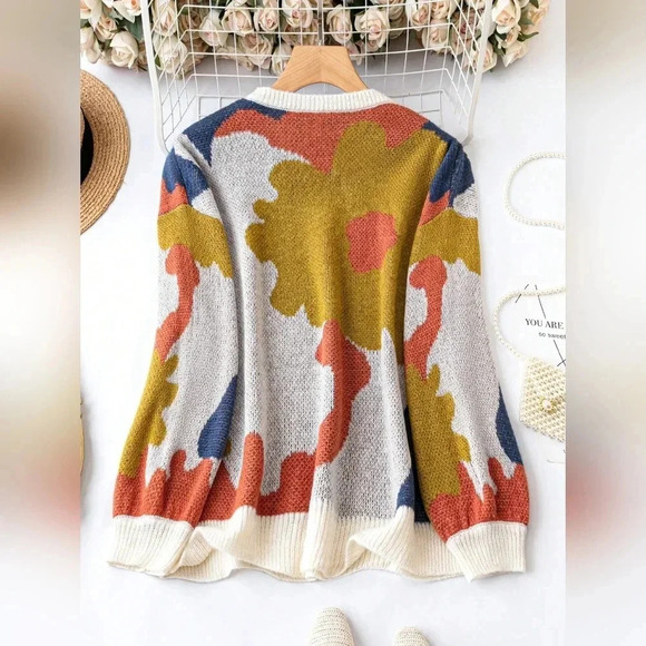 Colorblock Drop Shoulder Sweater - Picture 7 of 10